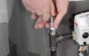 does a gas hot water heater need electricity-1